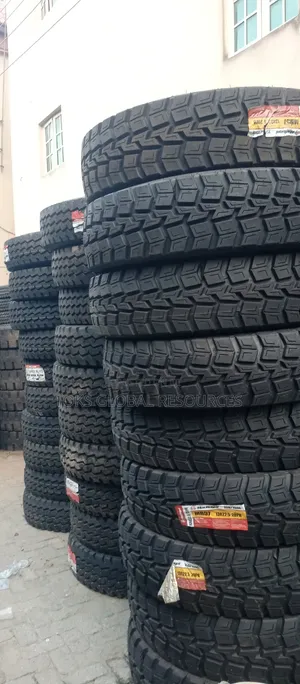 13R22.5, Truck Tryes