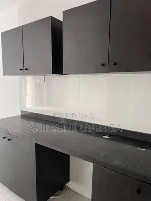 2bdrm Block of Flats in Idabo, Idado for sale