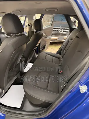 Hyundai Elantra 2019 Blue
