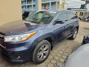 Toyota Highlander XLE 4dr SUV (3.5L 6cyl 6A) 2015 Blue