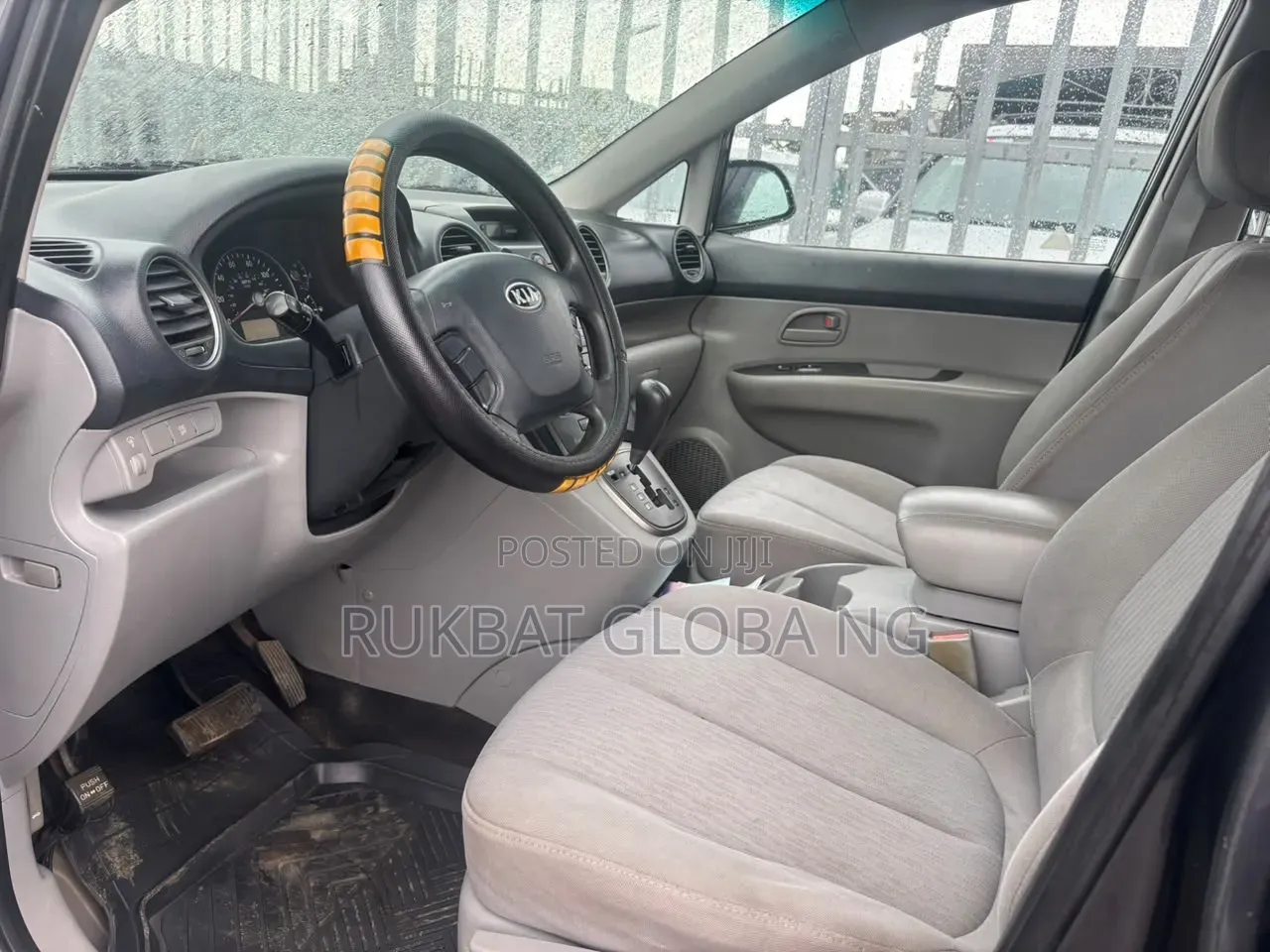 Kia Rondo 2008 Gray