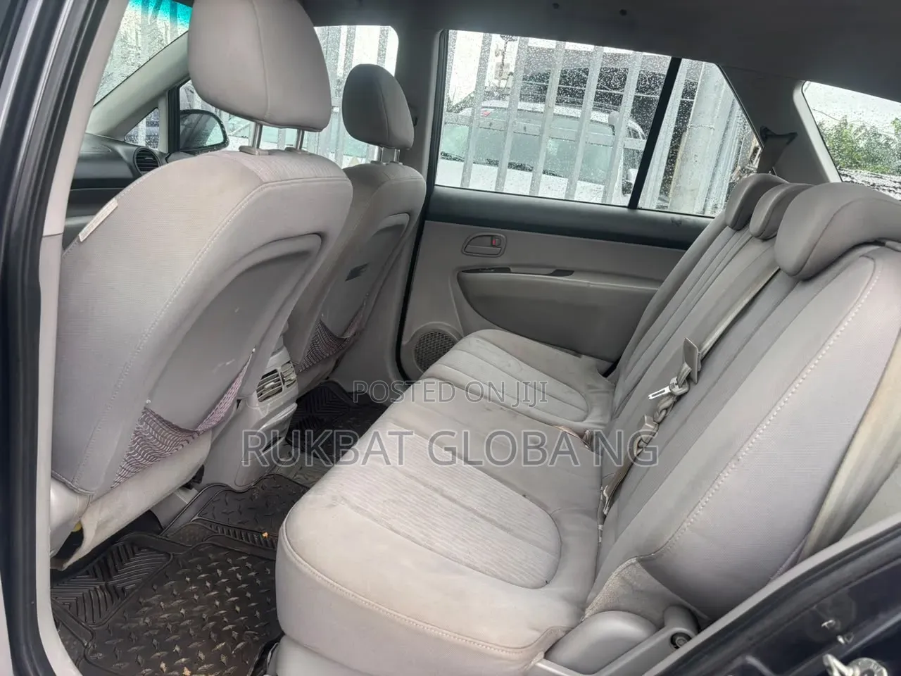 Kia Rondo 2008 Gray