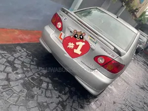 Toyota Corolla 2005 Silver