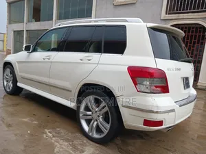 Mercedes-Benz GLK-Class 2011 White