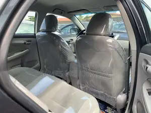 Toyota Corolla 2012 Gray