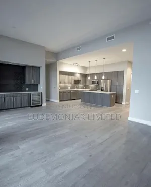 Custom Vinyl Flooring Installation
