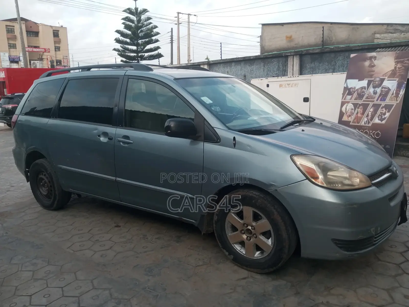 Toyota Sienna 2004 Blue