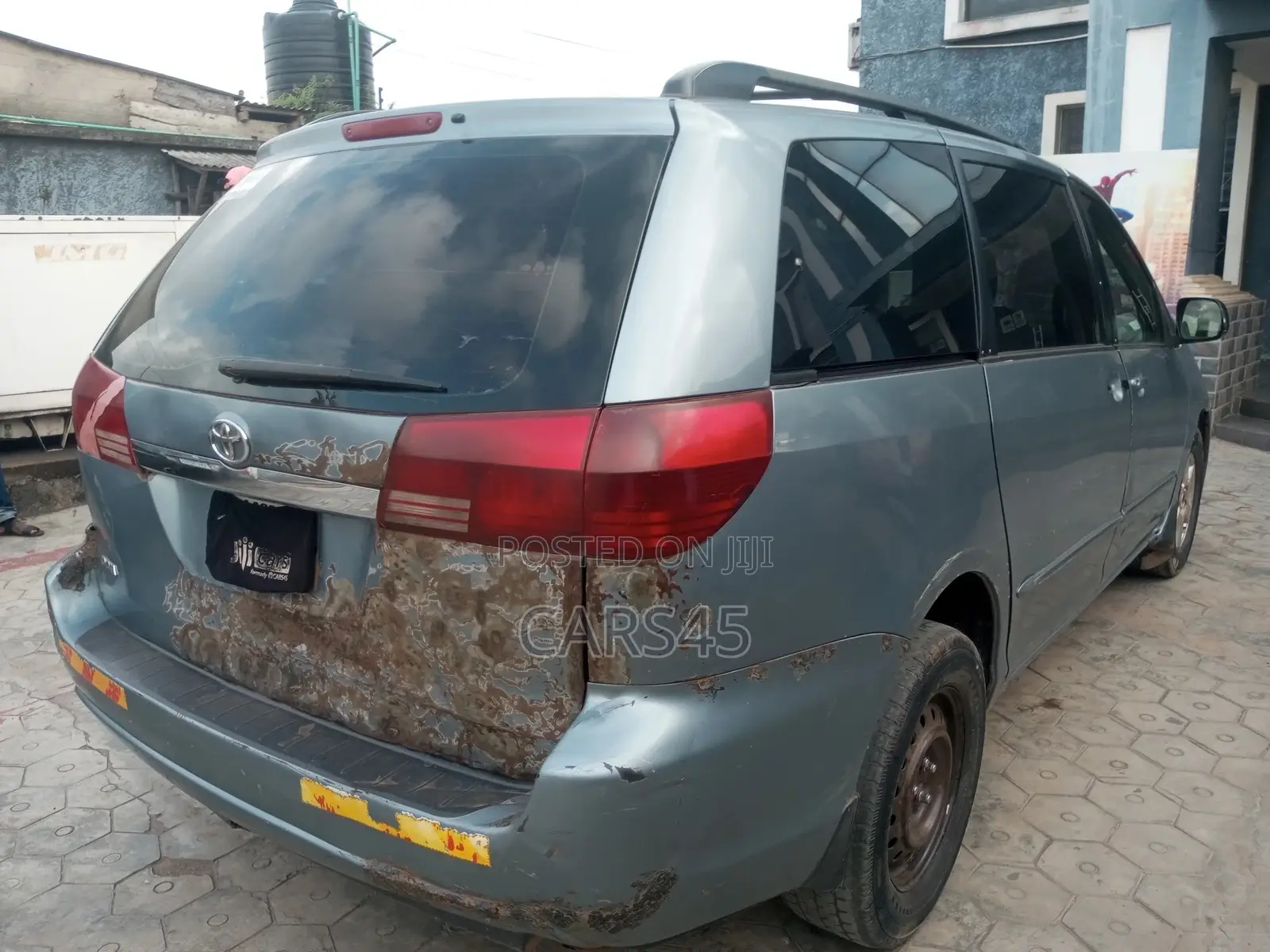 Toyota Sienna 2004 Blue