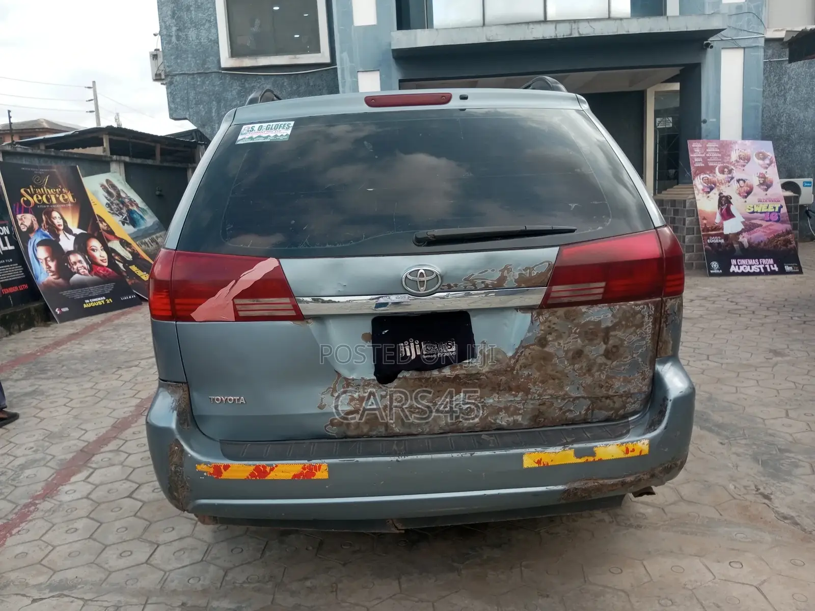 Toyota Sienna 2004 Blue