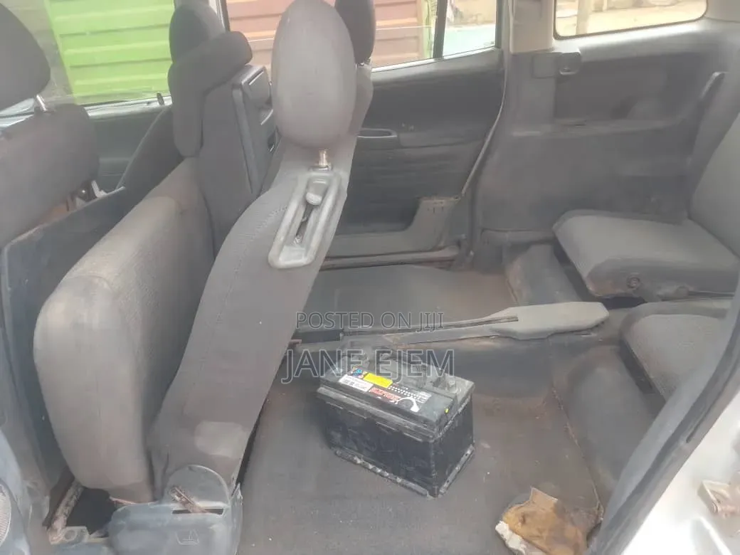 Toyota Opa 2002 Silver
