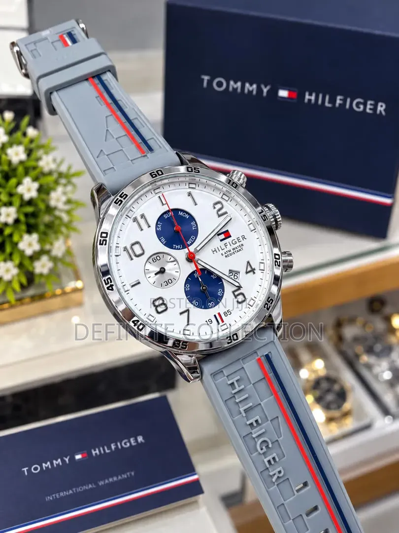 TOMMY HILFIGER Cooperate Wristwatch