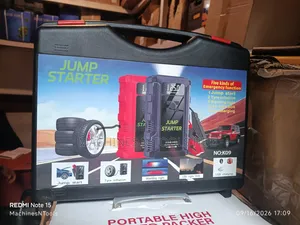 Multifunctional 12V Jump Starter and Tyre Inflator