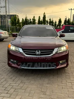 Honda Accord Touring 4dr Sedan FWD (3.5L 6cyl 6A) 2013 Maroon