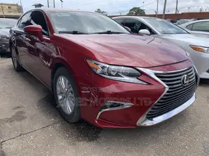 Lexus ES 2015 Red