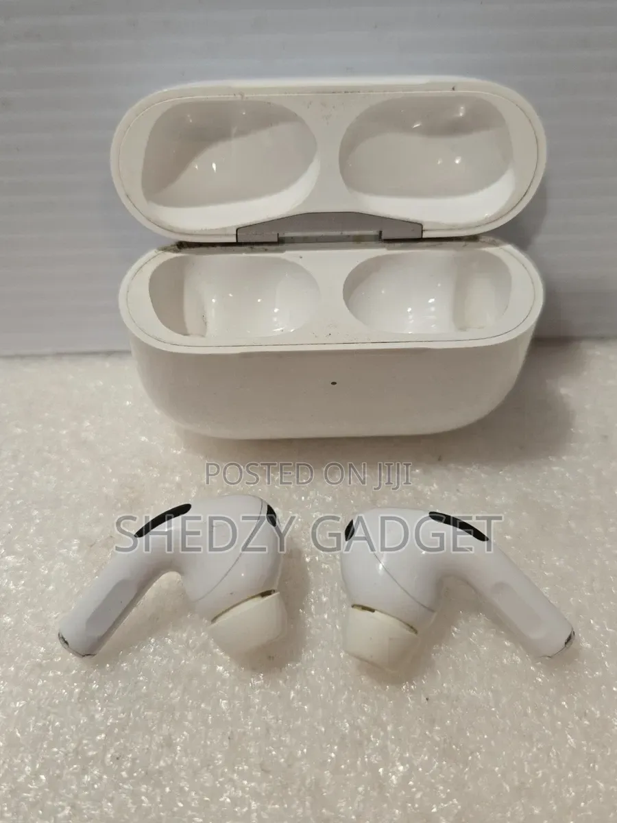 Apple AirPods Pro 2nd Gen A2699, A2698, A2700 (Lightning) White