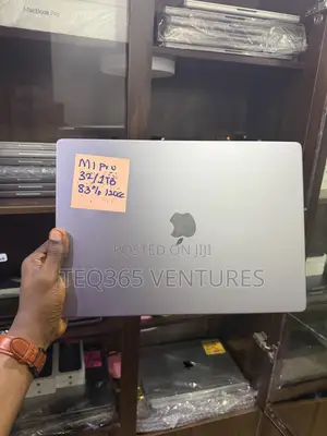 Laptop Apple MacBook Pro 2021 M1 32GB Apple M1 Pro SSD 1T