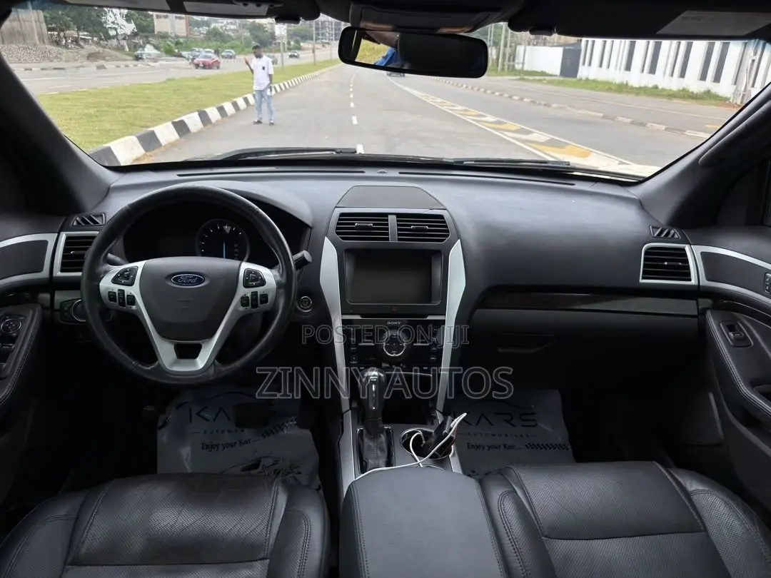Ford Explorer 2014 Black