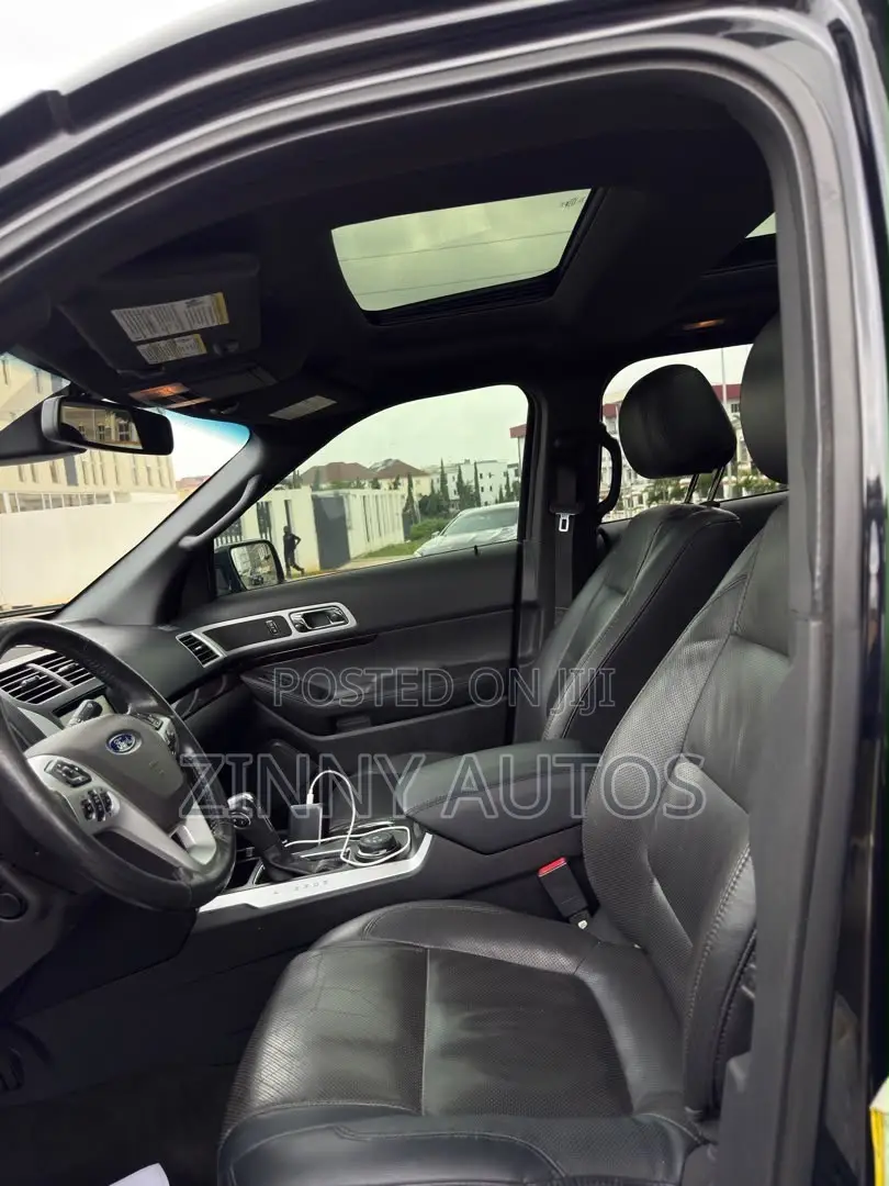 Ford Explorer 2014 Black