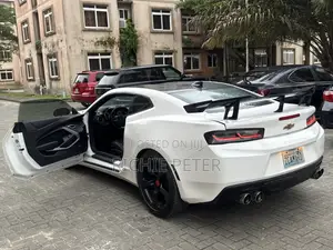 Chevrolet Camaro 2018 White