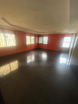 3bdrm Apartment in Magodo Phase 2 for rent