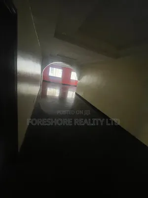 3bdrm Apartment in Magodo Phase 2 for rent