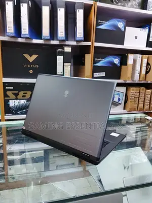 Laptop Dell Allenware M15 R5 32GB Intel Core Ultra 9 SSD 1T