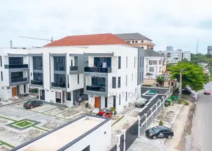 Exquisite 4 Bedroom Detached Duplex With Luxurious Furnishing