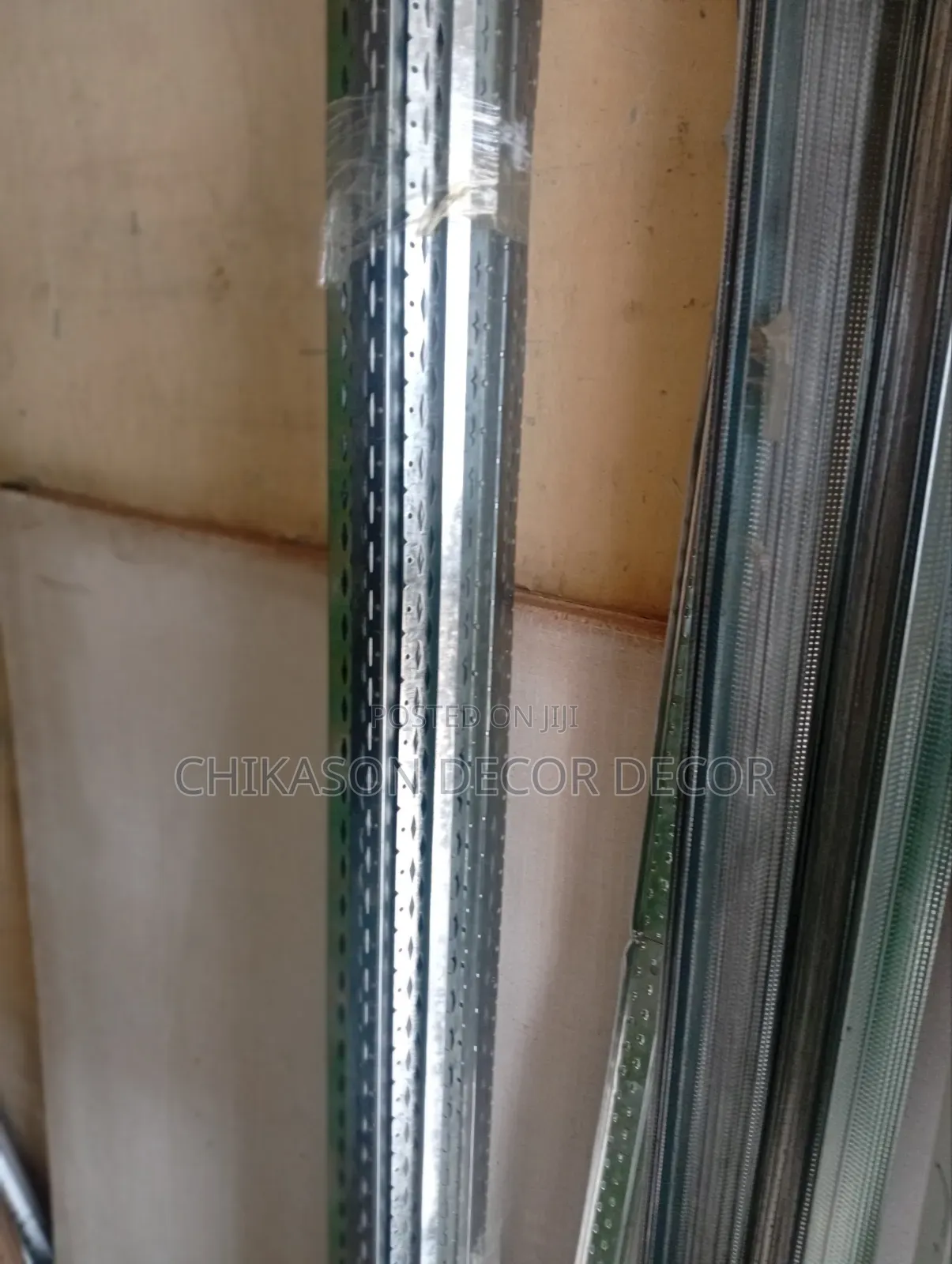 Profiles and Ceiling Accessories