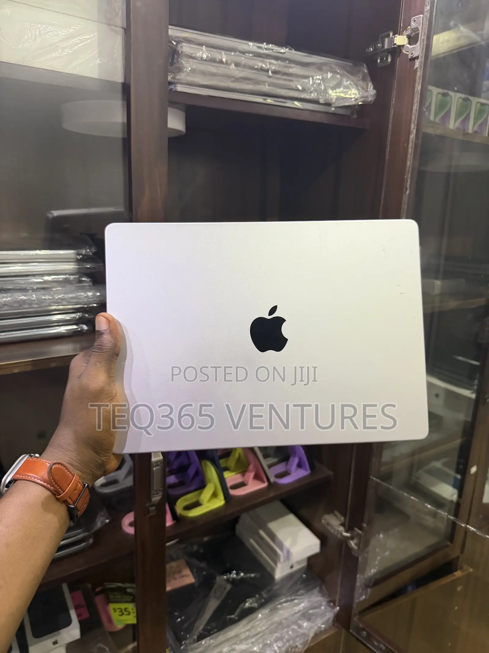 Laptop Apple MacBook Pro 48GB Apple M4 Pro SSD 1T
