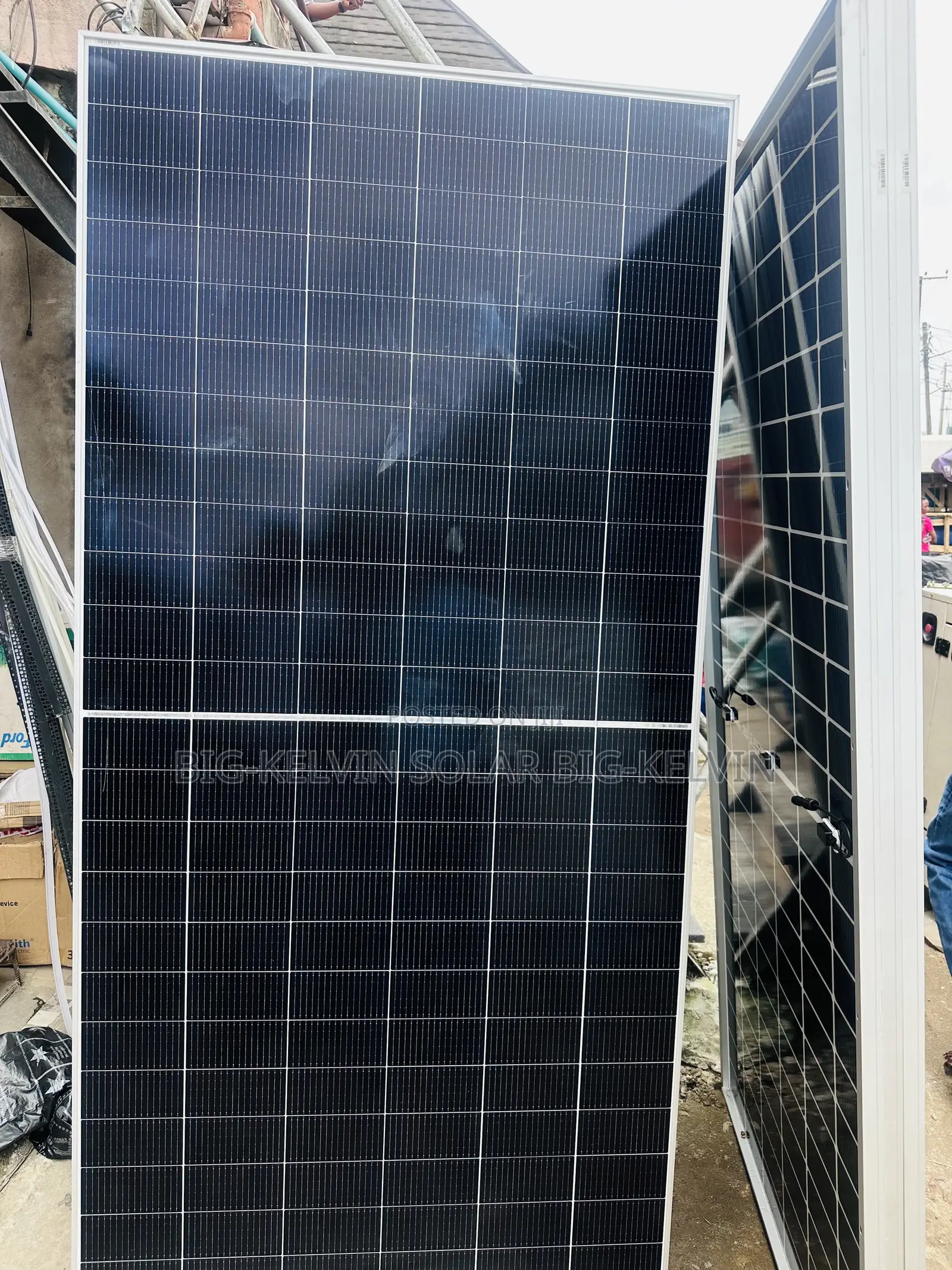 Jinko 650w Solar Panels Bifacial