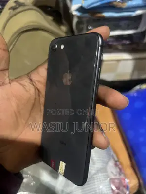 Apple iPhone 8 64 GB Black