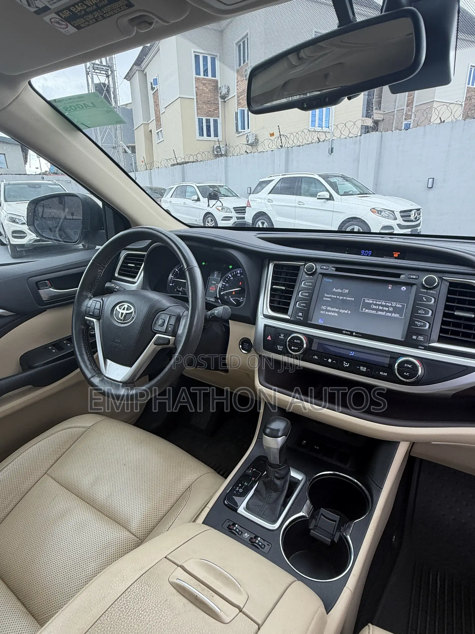 Toyota Highlander 2015 Gold