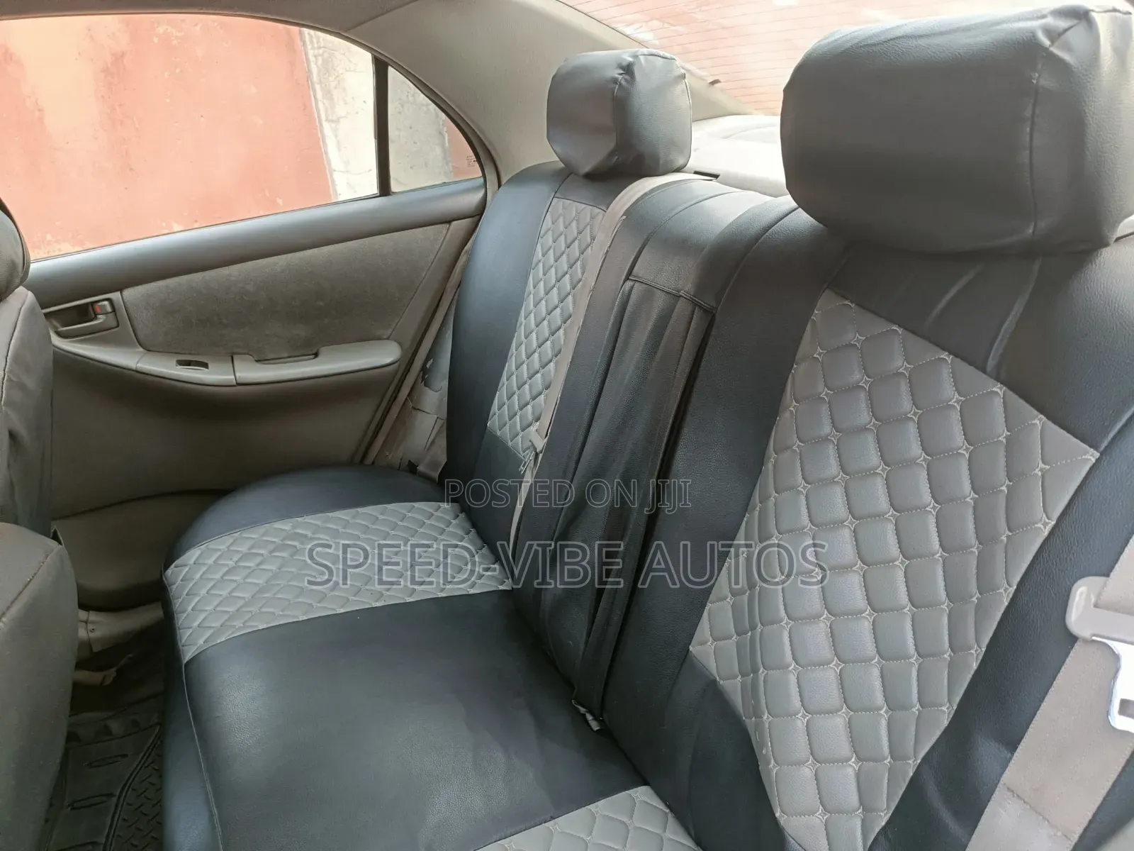 Toyota Corolla 2005 Gray