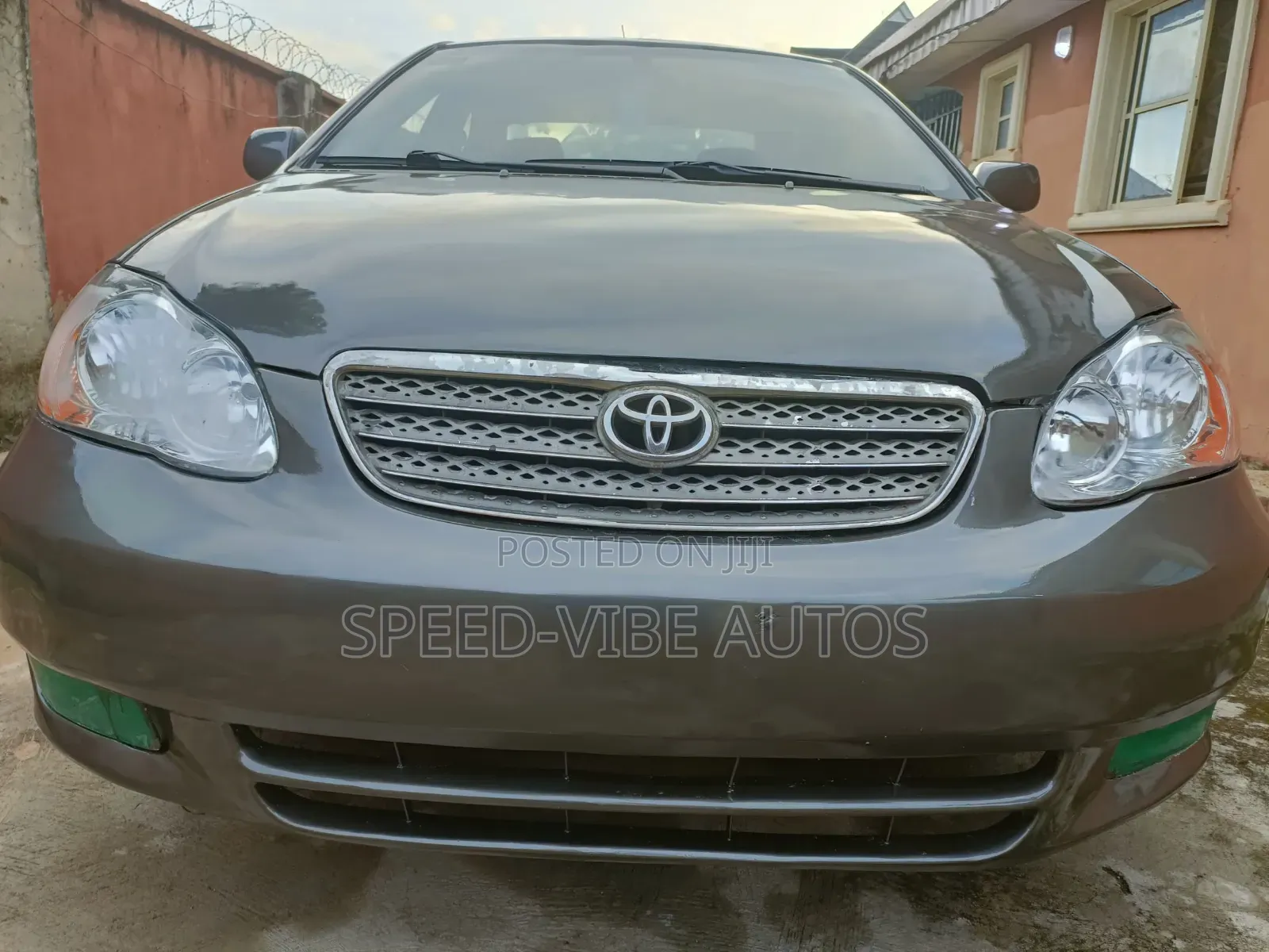 Toyota Corolla 2005 Gray