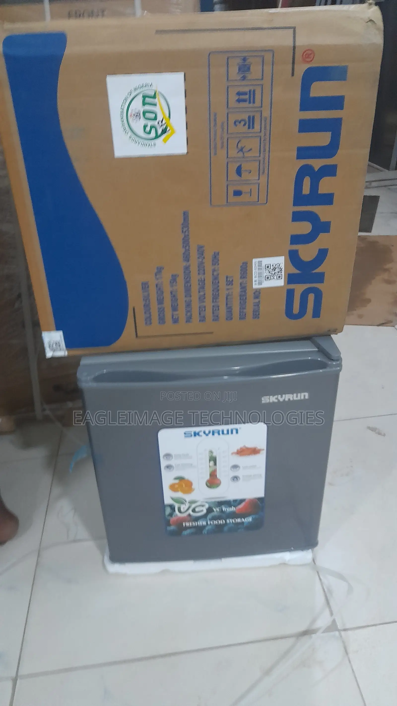 Skyrun BCD-50HW Small Refrigerator | Perfect for Personal Spaces