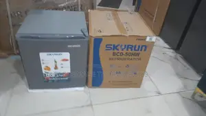 Skyrun BCD-50HW Refrigerator | Compact Design for Modern Living