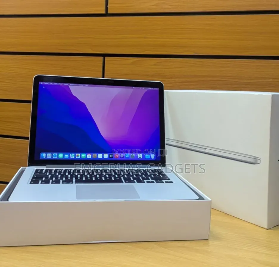 Laptop Apple MacBook Pro 2015 8GB Intel Core i5 SSD 512GB