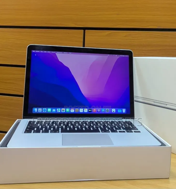 Laptop Apple MacBook Pro 2015 8GB Intel Core i5 SSD 512GB