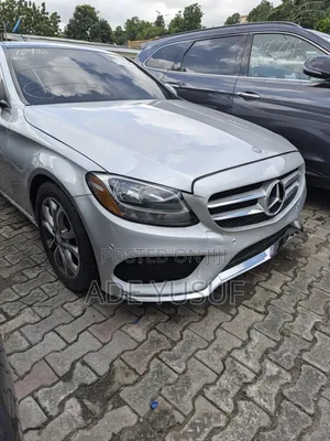 Mercedes-Benz C300 2016 Silver