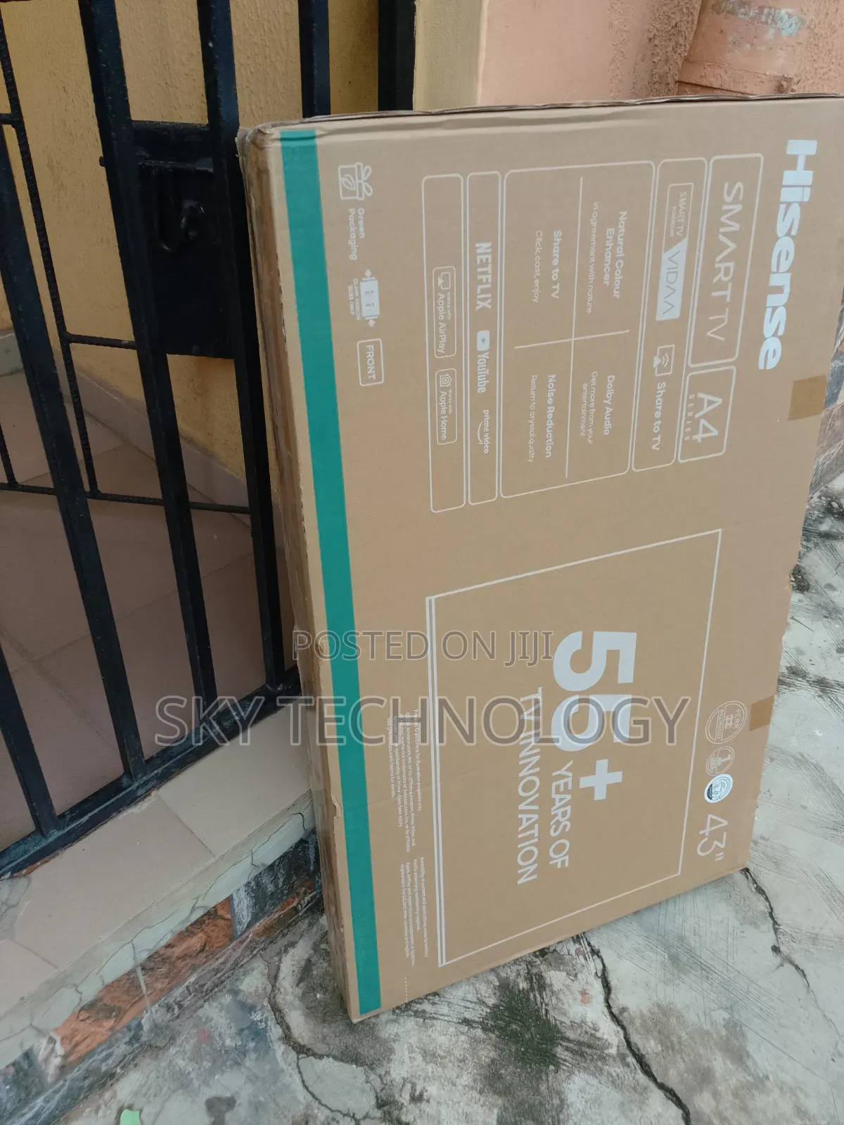 Hisense 43" Smart TV – Vibrant Display Fast Performance