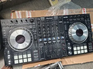 Pioneer DDJ Sz Controller