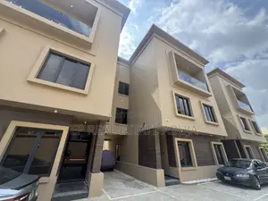 5bdrm Duplex in Jabi for sale
