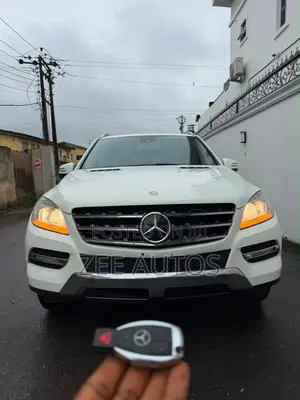 Mercedes-Benz M Class ML 350 4Matic 2012 White