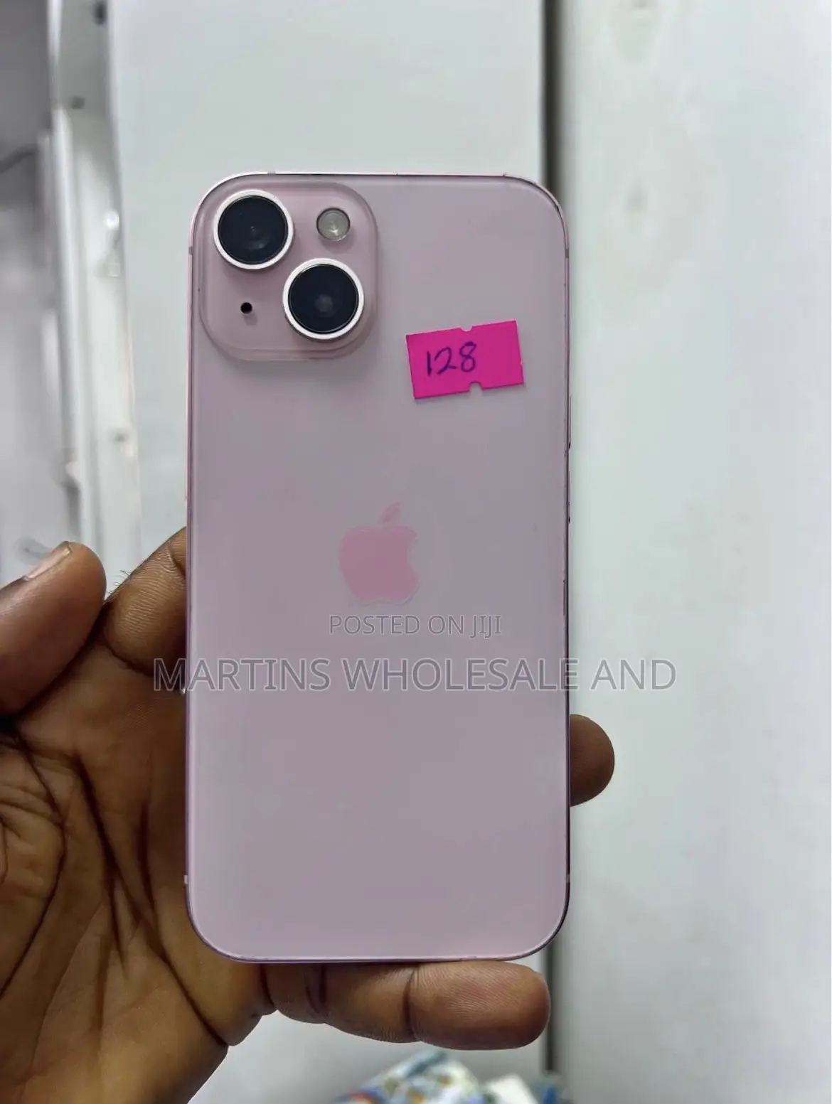 Apple iPhone 15 128 GB Pink