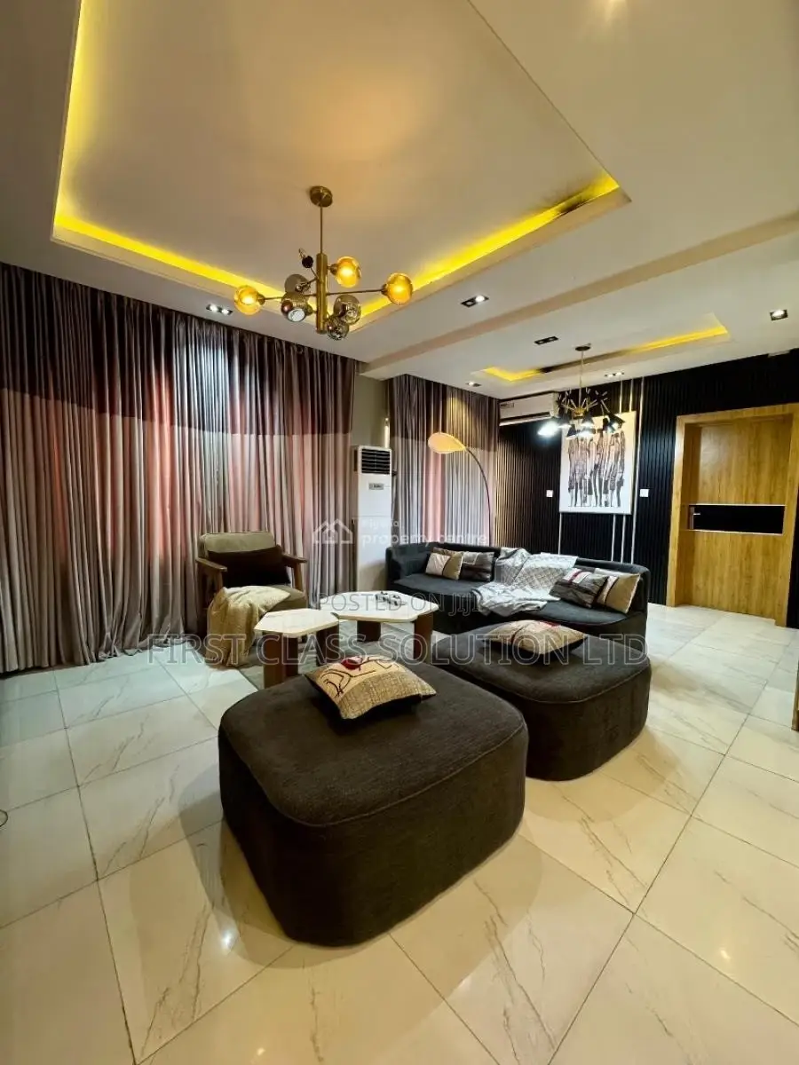 Beautiful 2 Bedroom Apartment