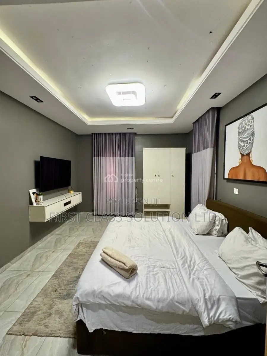 Beautiful 2 Bedroom Apartment