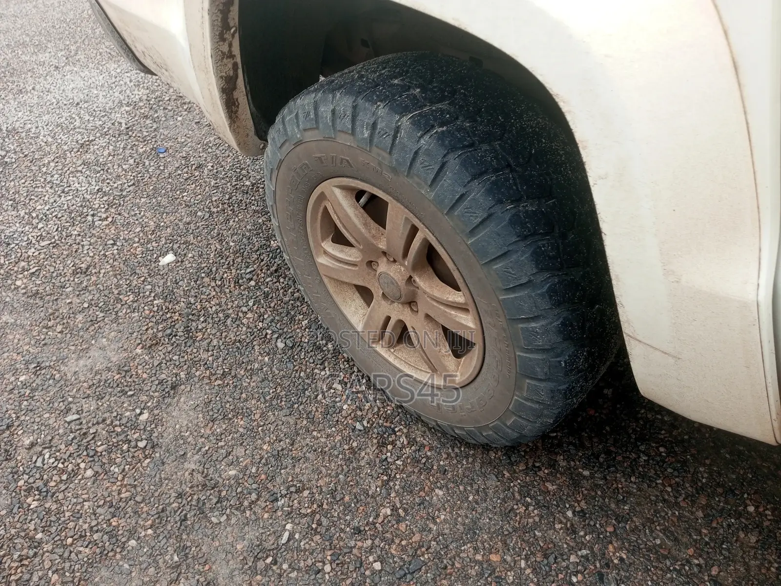 Volkswagen Amarok 2011 White