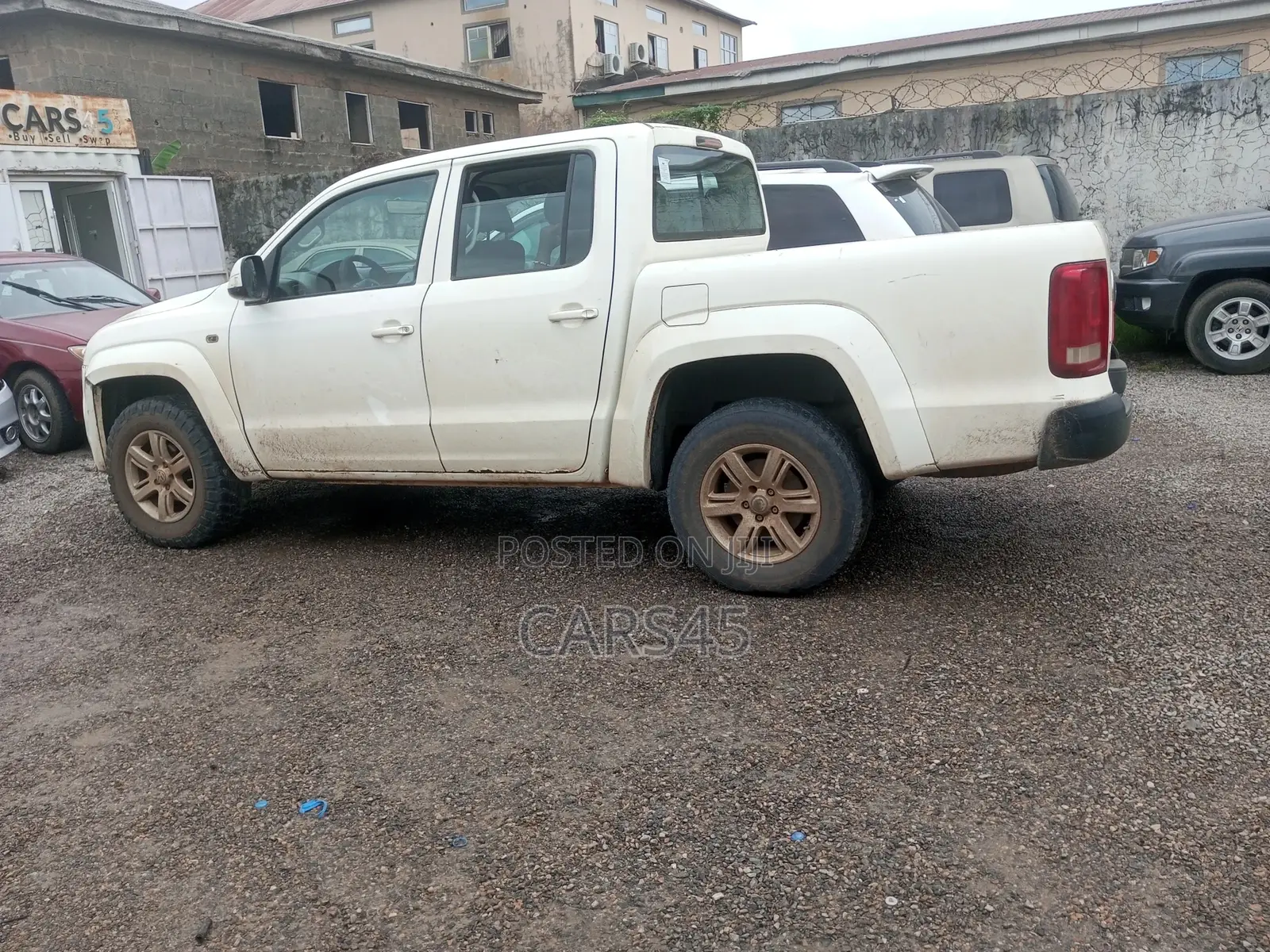 Volkswagen Amarok 2011 White