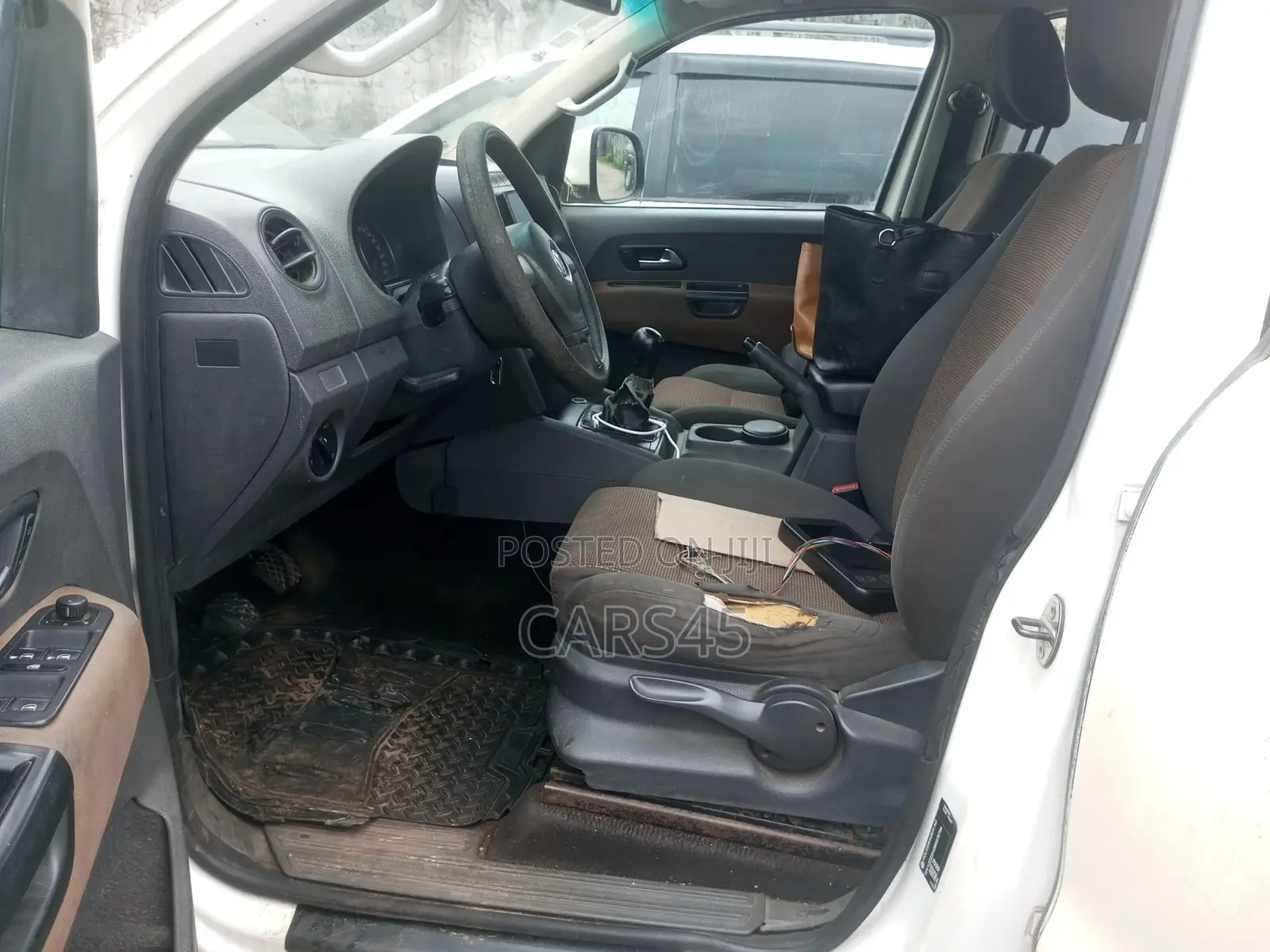 Volkswagen Amarok 2011 White