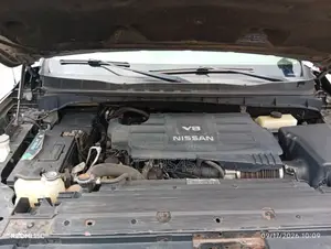 Nissan Titan 2017 Silver